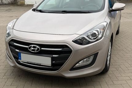 Hyundai i30 94.400 km 8.099 &euro; Neubrandenburg 17034
