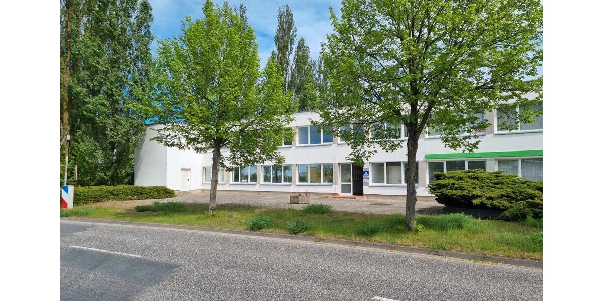 Gewerbeobjekt Neubrandenburg - 2&euro; | Angebot:26486087