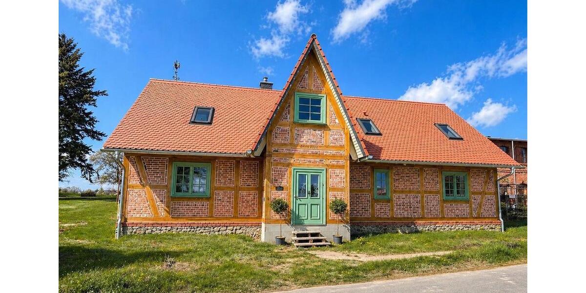 Einfamilienhaus Woldegk - 4 Zimmer, 200 m&sup2;, 625.000&euro; | Angebot:26339097