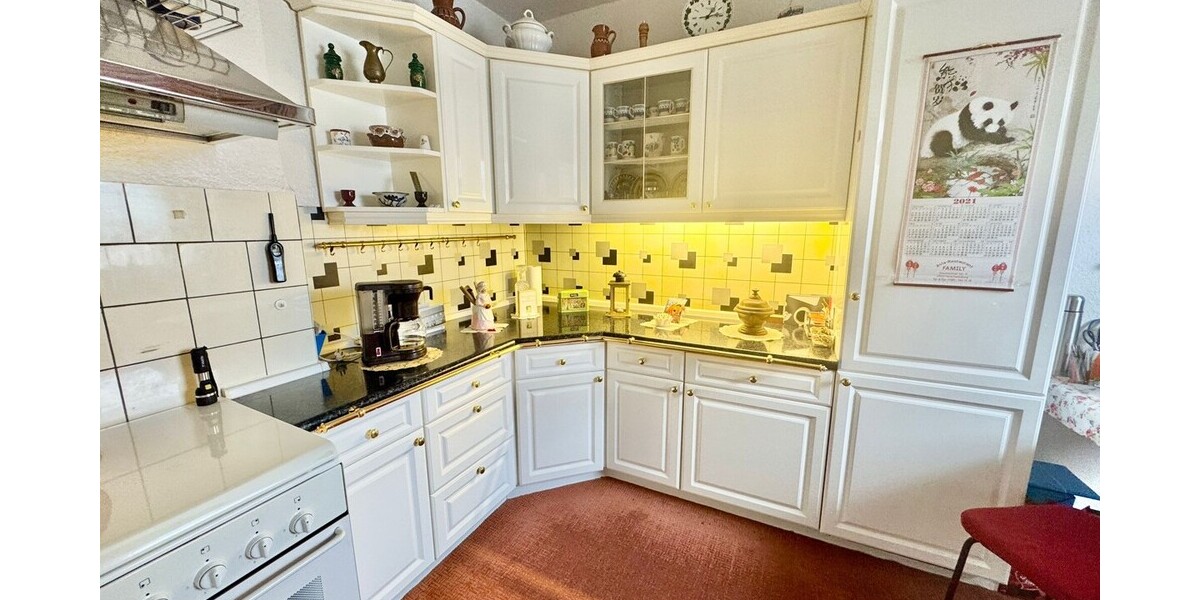 HORN IMMOBILIEN ++ Neubrandenburg Vogelviertel, gepflegtes Reihenmittelhaus mit Garage und Terrasse - Reihenmittelhaus Neubrandenburg Datzeberg | Angebot:24980042