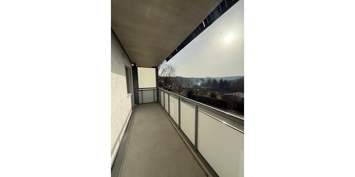 Etagenwohnung Burg Stargard - 3 Zimmer, 69 m&sup2;, 412&euro; | Angebot:22742423