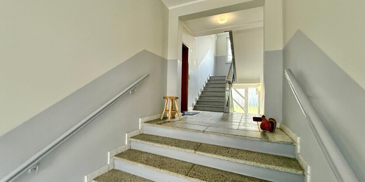 HORN IMMOBILIEN++RESERVIERT! Neubrandenburg, 4-Raum Eigentumswohnung, modernisiert, EBK und Stellplatz -bezugsfrei- - Etagenwohnung Neubrandenburg | Angebot:26019014