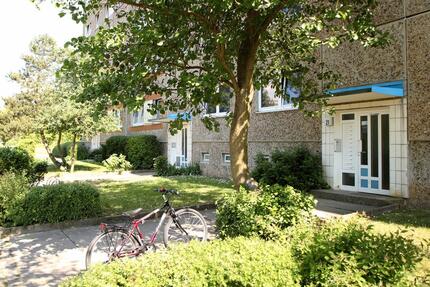 Wohnung Neubrandenburg Datzeberg - 2 Zimmer, 46 m&sup2;, 210&euro; | Angebot:25977051