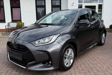 Mazda 2 Hybrid 8.659 km 17.900 &euro; Neubrandenburg 17034