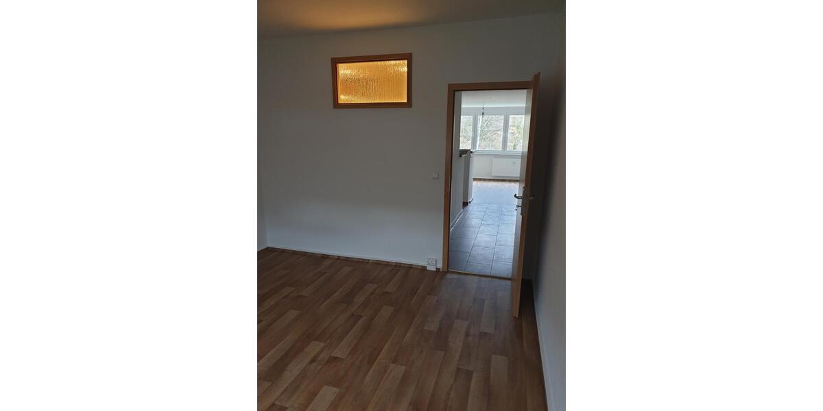 Etagenwohnung Neustrelitz - 2 Zimmer, 46 m&sup2;, 323&euro; | Angebot:18043646