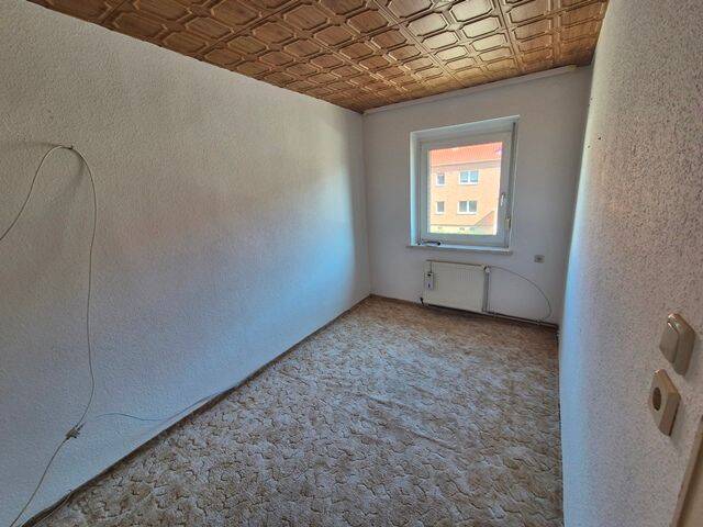 Mehrfamilienhaus, Wohnhaus Neubrandenburg Vogelviertel - 4 Zimmer, 95 m&sup2;, 195.000&euro; | Angebot:26544302