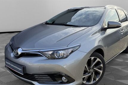 Toyota Auris Touring Sports 74.950 km 13.680 &euro; Neubrandenburg 17034