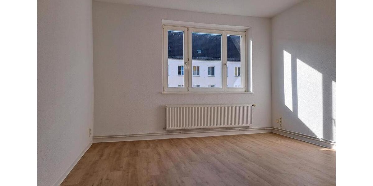 Etagenwohnung Neubrandenburg - 3 Zimmer, 58 m&sup2;, 550&euro; | Angebot:25099514