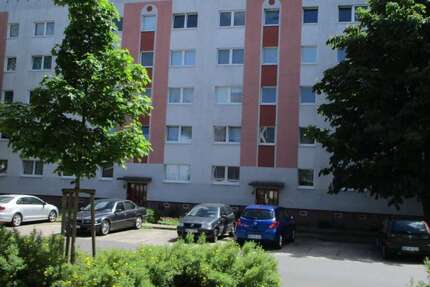Wohnung Neubrandenburg Oststadt - 4 Zimmer, 76 m&sup2;, 366&euro; | Angebot:24484090