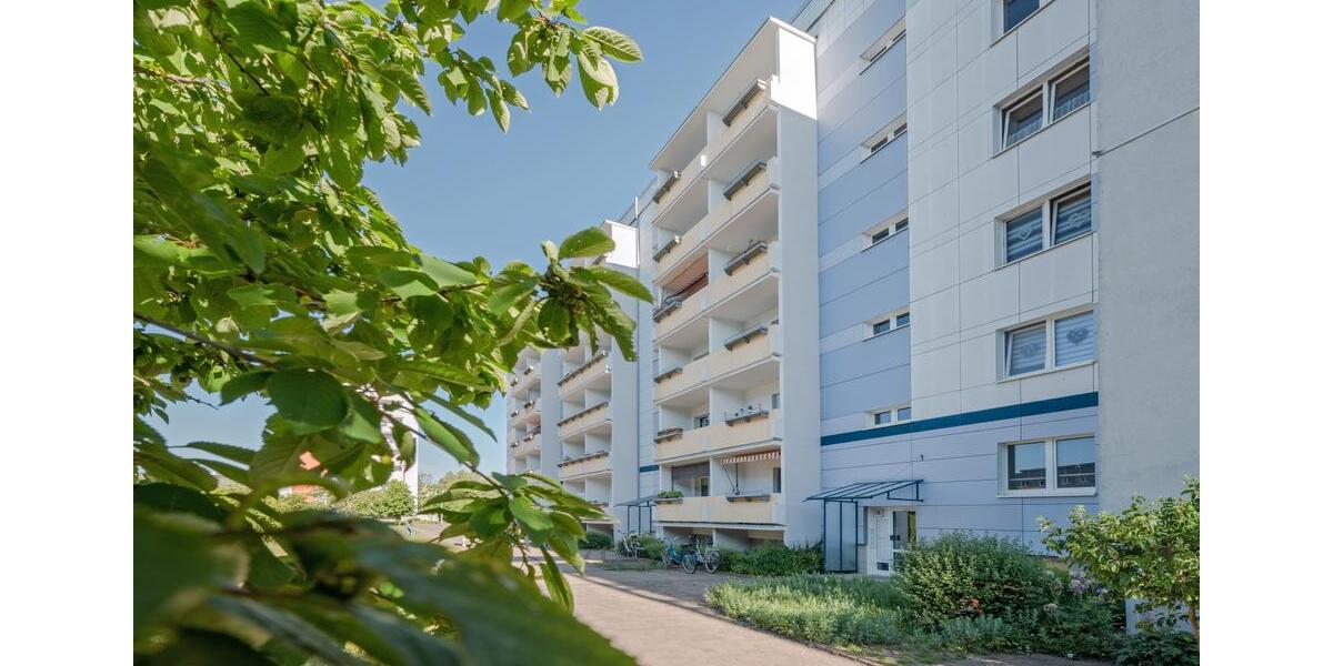 Etagenwohnung Neubrandenburg Datzeberg - 3 Zimmer, 60 m&sup2;, 250&euro; | Angebot:25886657