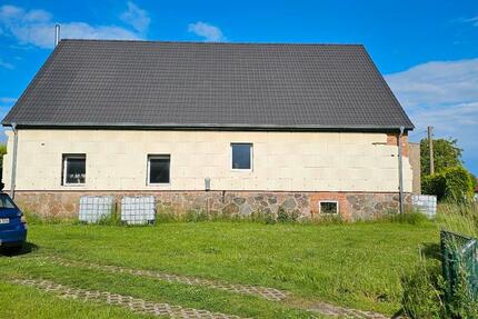 Haus Rosenow - 4 Zimmer, 115 m&sup2;, 160.000&euro; | Angebot:27022382