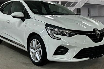 Renault Clio 76.322 km 10.990 &euro; Neubrandenburg an der A20 17034