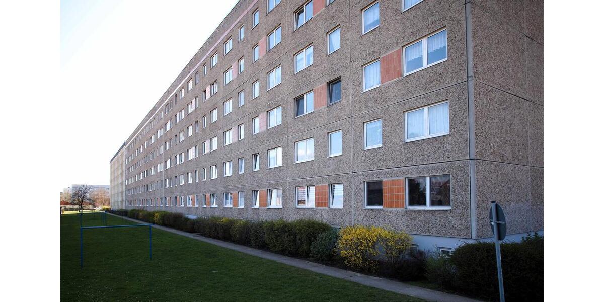 Etagenwohnung Neubrandenburg Datzeberg - 3 Zimmer, 63 m&sup2;, 312&euro; | Angebot:24534440