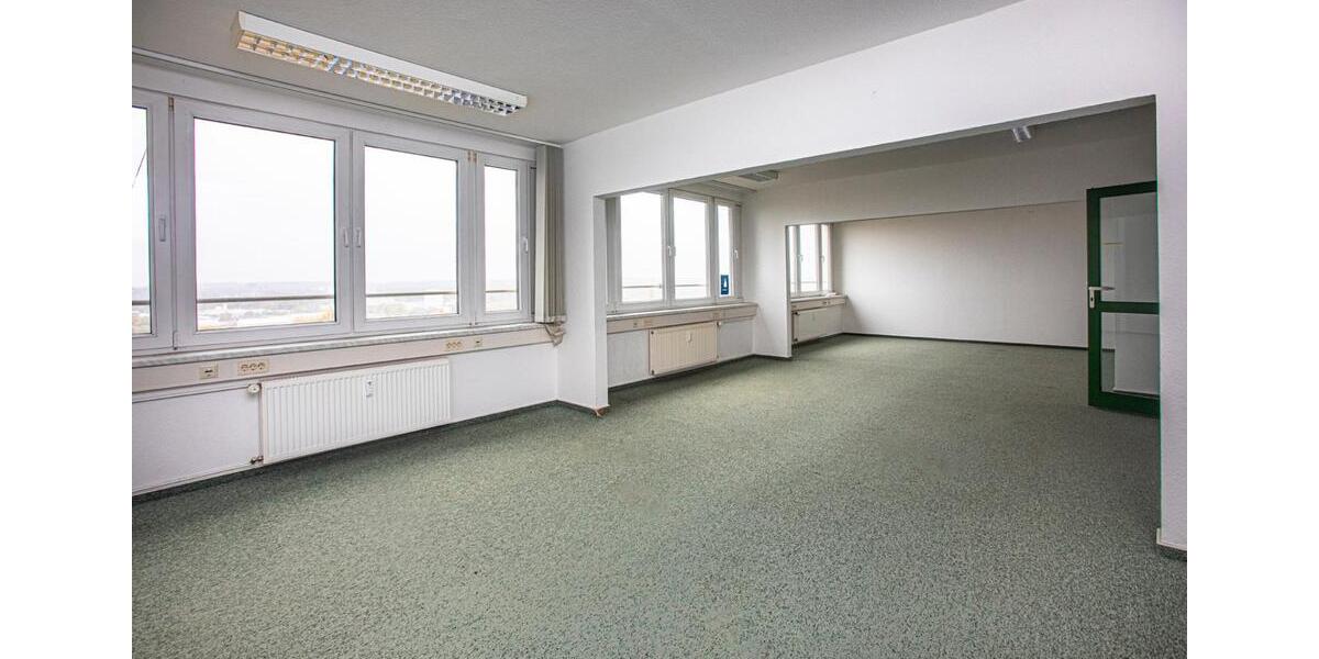 Gewerbeobjekt Neubrandenburg Carlshöhe - 4&euro; | Angebot:18976670