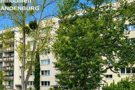 Wohnung Neubrandenburg - 4 Zimmer, 76 m&sup2;, 493&euro; | Angebot:27017383