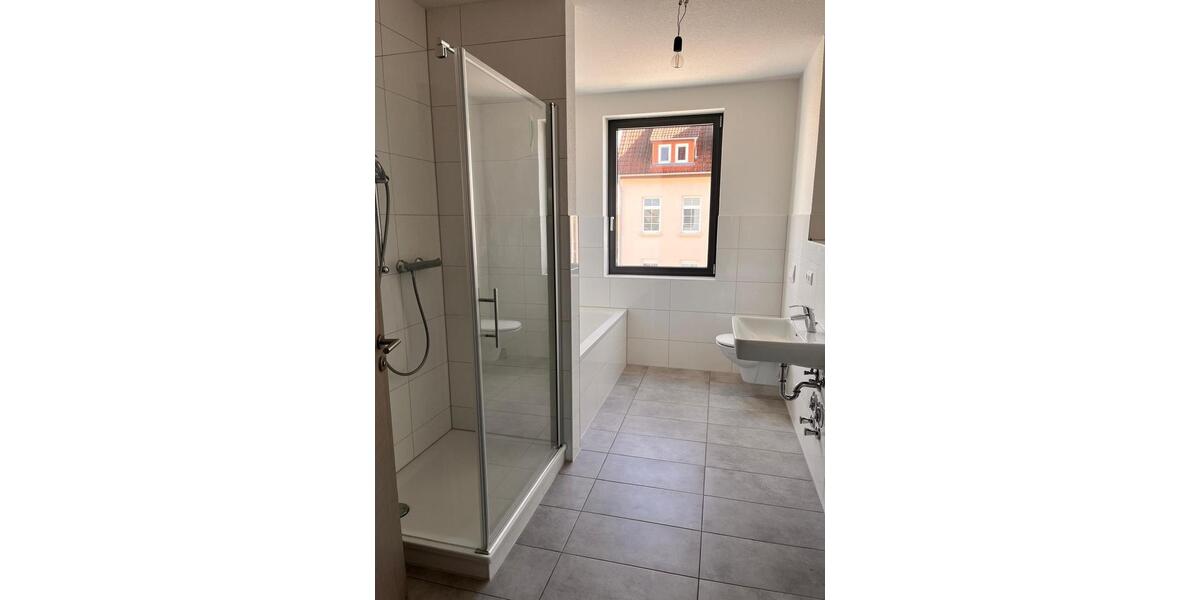 Etagenwohnung Neustrelitz - 2 Zimmer, 78 m&sup2;, 672&euro; | Angebot:23860214