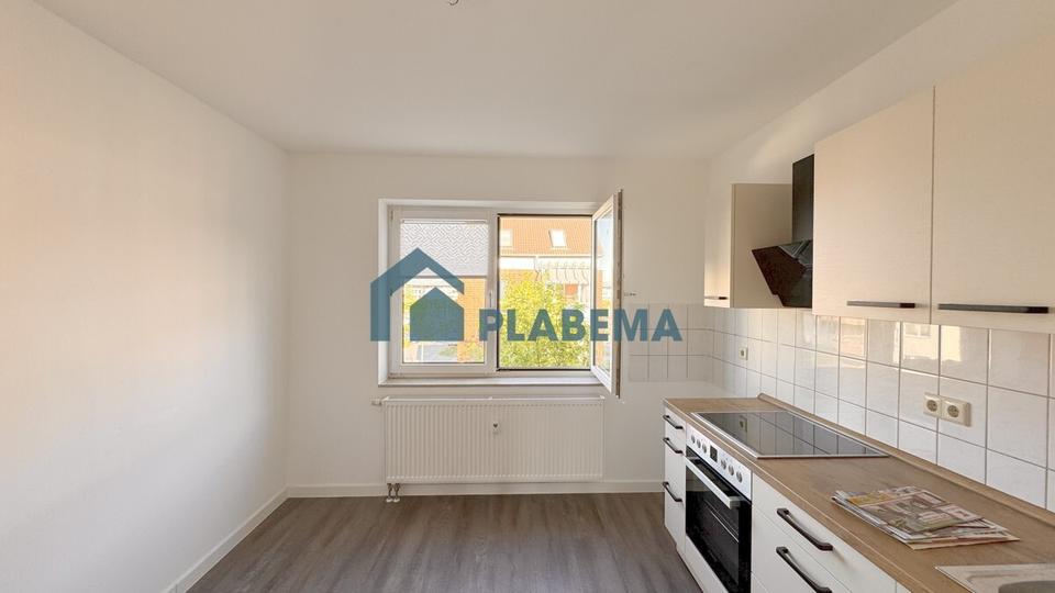 Erdgeschoßwohnung Neubrandenburg - 4 Zimmer, 91 m&sup2;, 1.300&euro; | Angebot:24651633