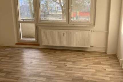 Wohnung Neubrandenburg Fritscheshof - 3 Zimmer, 64 m&sup2;, 391&euro; | Angebot:25525790