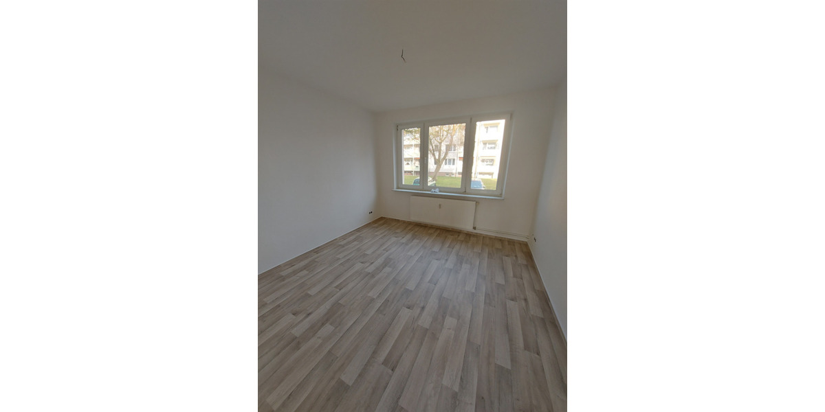 Etagenwohnung Neustrelitz - 3 Zimmer, 59 m&sup2;, 504&euro; | Angebot:25130514