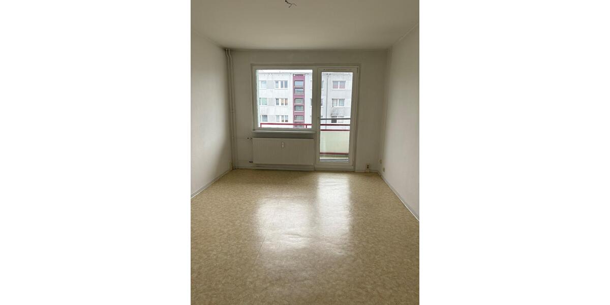 Etagenwohnung Neubrandenburg - 1 Zimmer, 34 m&sup2;, 254&euro; | Angebot:24524912