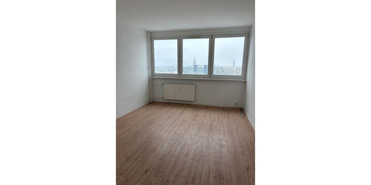 Etagenwohnung Neubrandenburg - 1 Zimmer, 24 m&sup2;, 250&euro; | Angebot:25975622