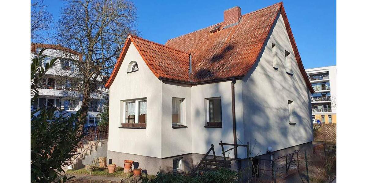 Einfamilienhaus mit Garage - nur wenige Gehminuten zum Tollensesee und ins Stadtzentrum - Einfamilienhaus Neubrandenburg Südstadt | Angebot:26084268