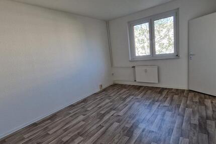 Wohnung Neubrandenburg Carlshöhe - 1 Zimmer, 26 m&sup2;, 232&euro; | Angebot:26661626
