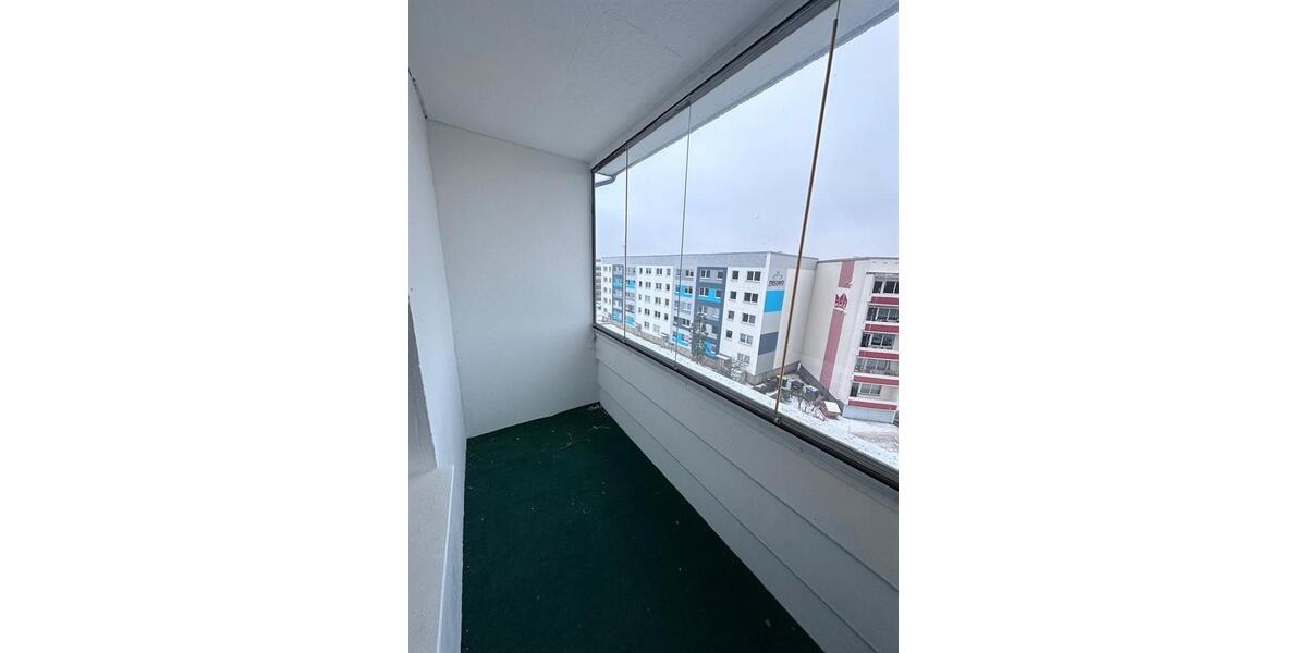 Etagenwohnung Neustrelitz - 3 Zimmer, 62 m&sup2;, 360&euro; | Angebot:25177355