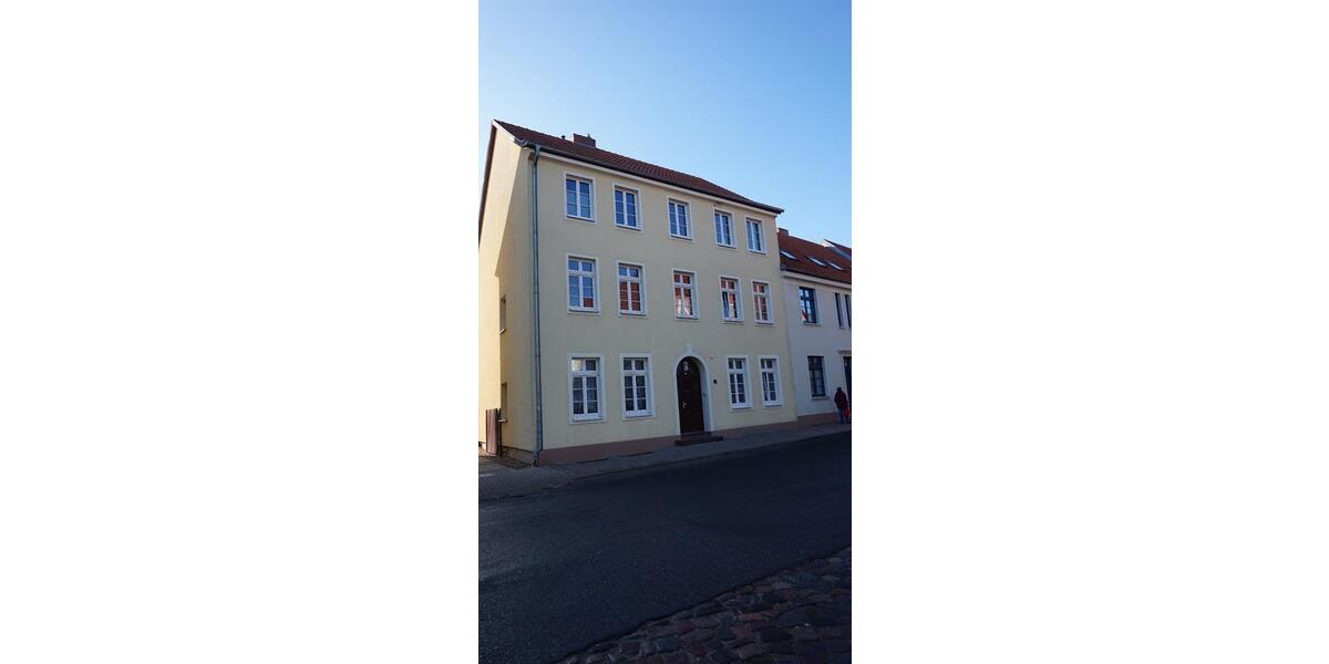 Etagenwohnung Stavenhagen - 3 Zimmer, 82 m&sup2;, 492&euro; | Angebot:25181622