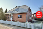 HORN IMMOBILIEN++ 2 km bis Neubrandenburg, großes Einfamilienhaus mit vielen Extras - Einliegerwohnung möglich - Einfamilienhaus Neuendorf Neuendorf | Angebot:24625005