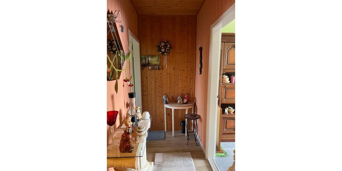 Etagenwohnung Stavenhagen - 3 Zimmer, 64 m&sup2;, 320&euro; | Angebot:26004978