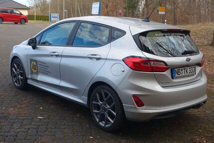 Ford Fiesta 23.000 km 18.200 &euro; Neubrandenburg 17033