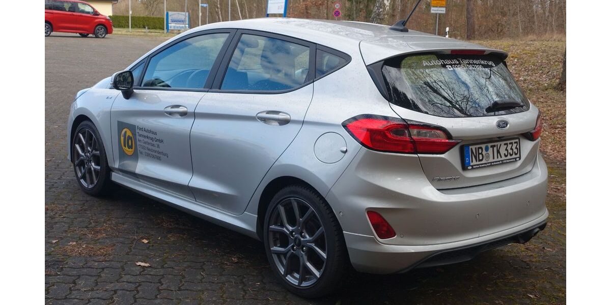 Ford Fiesta 23.000 km 18.200 &euro; Neubrandenburg 17033
