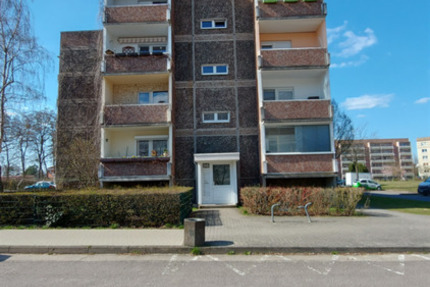 Wohnung Neustrelitz - 3 Zimmer, 62 m&sup2;, 360&euro; | Angebot:25177355