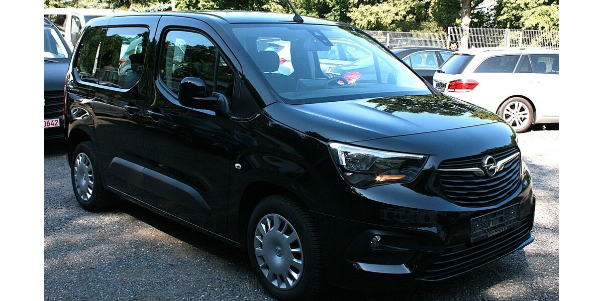 Opel Combo 100.000 km 9.990 &euro; Sponholz bei Neubrandenburg 17039