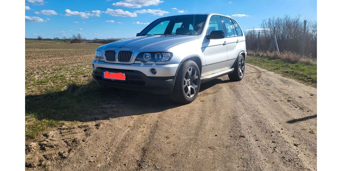 BMW X5 330.876 km 6.050 &euro; Neverin 17039