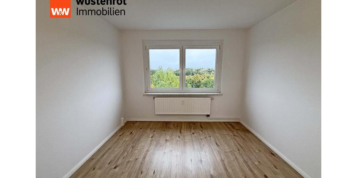 Etagenwohnung Neubrandenburg - 3 Zimmer, 60 m&sup2;, 387&euro; | Angebot:23103100
