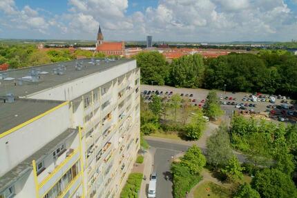 Wohnung Neubrandenburg - 2 Zimmer, 61 m&sup2;, 431&euro; | Angebot:22041427