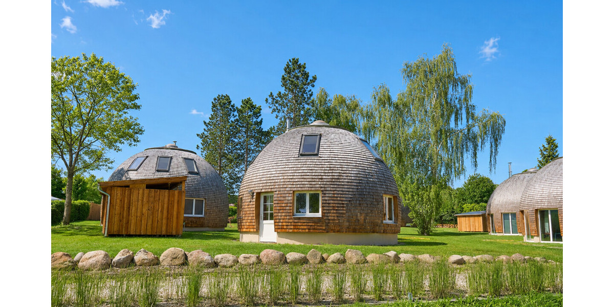 HORN IMMOBILIEN ++ Wustrow Kugelhaus am See - das 