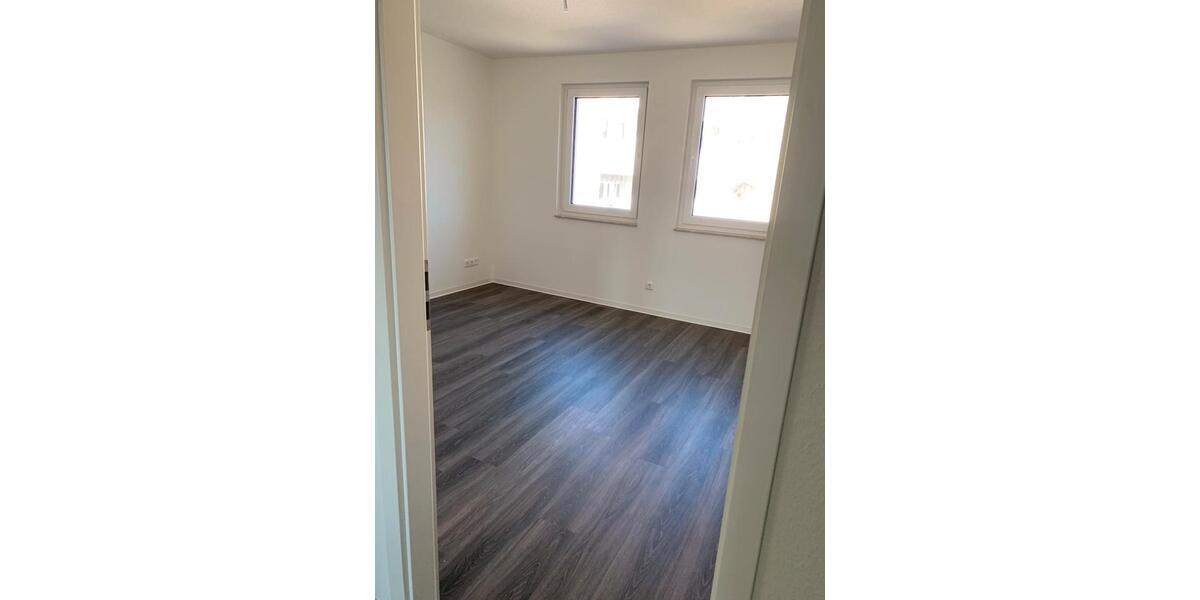 Etagenwohnung Wulkenzin - 3 Zimmer, 75 m&sup2;, 529&euro; | Angebot:25299155