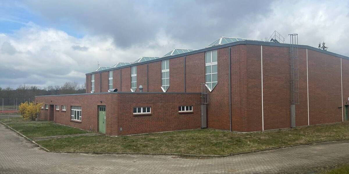 Gewerbeobjekt Stavenhagen OT Basepohl Stavenhagen, Reuterstadt - 165.000&euro; | Angebot:25769783