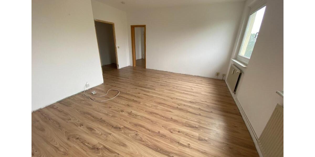 Etagenwohnung Burg Stargard - 6 Zimmer, 145 m&sup2;, 653&euro; | Angebot:24585497
