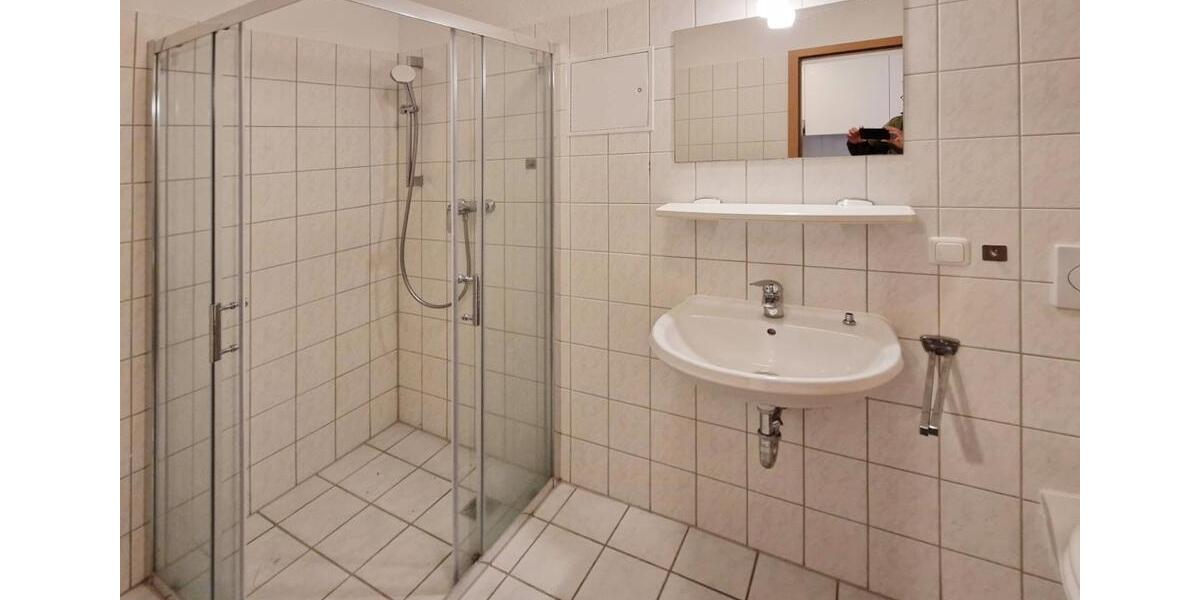 Etagenwohnung Neubrandenburg - 2 Zimmer, 42 m&sup2;, 403&euro; | Angebot:20750271