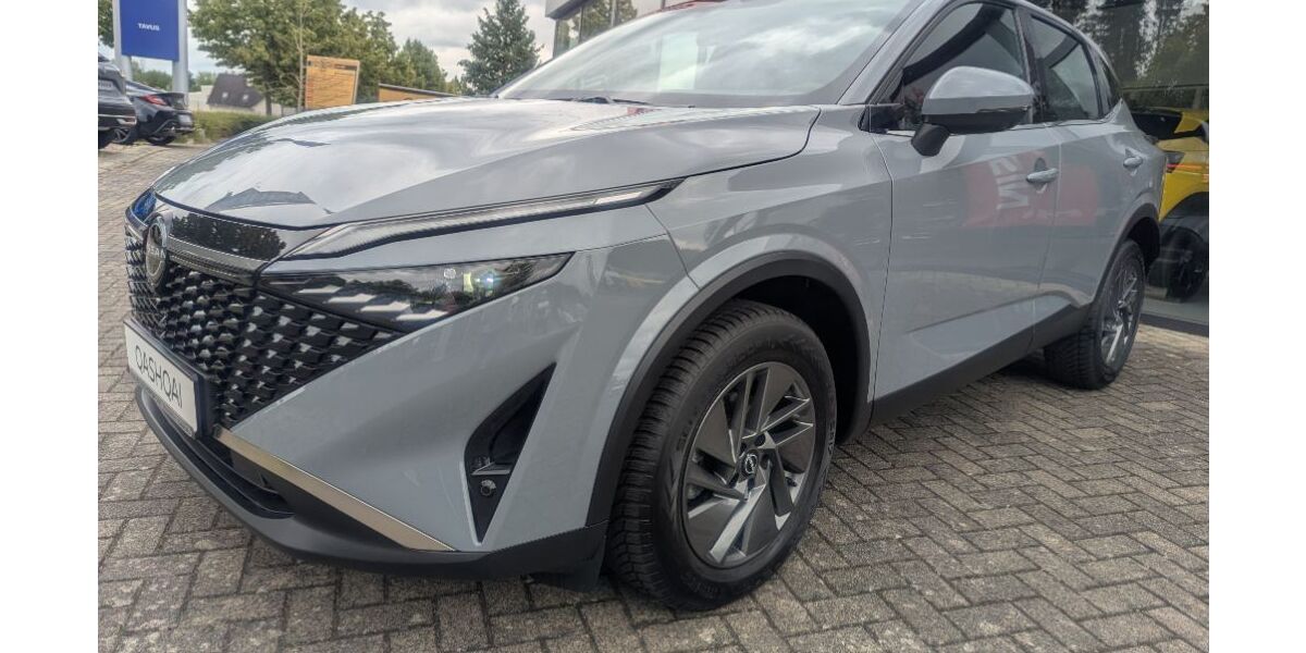 Nissan Qashqai 15.043 km 27.990 &euro; Neubrandenburg 17036