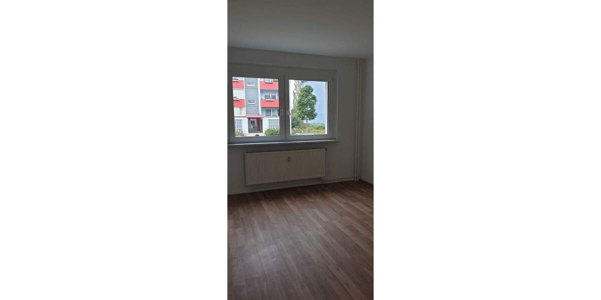 Etagenwohnung Neubrandenburg Oststadt - 2 Zimmer, 46 m&sup2;, 248&euro; | Angebot:25739640