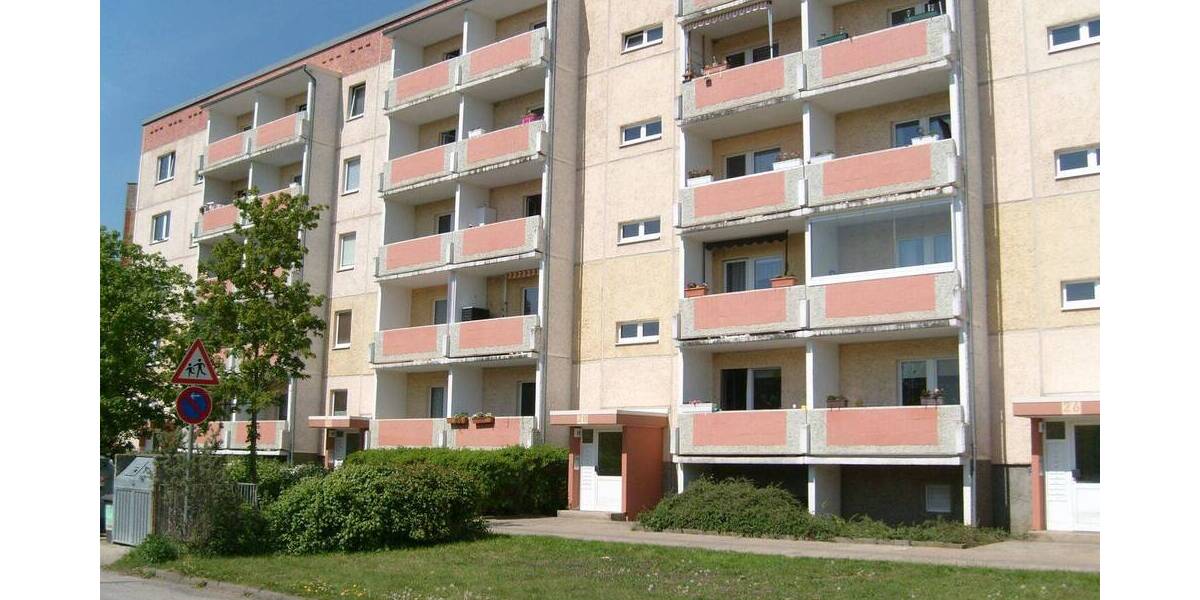 Etagenwohnung Neubrandenburg Reitbahnviertel - 2 Zimmer, 41 m&sup2;, 200&euro; | Angebot:26244822