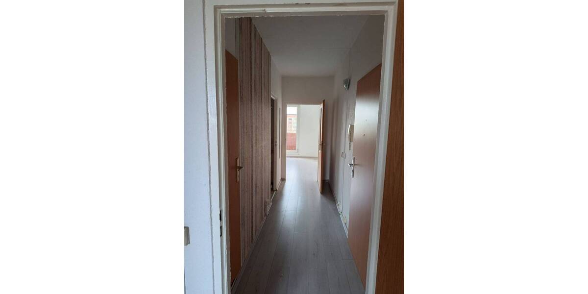 Etagenwohnung Neubrandenburg Reitbahnviertel - 2 Zimmer, 41 m&sup2;, 200&euro; | Angebot:26244822