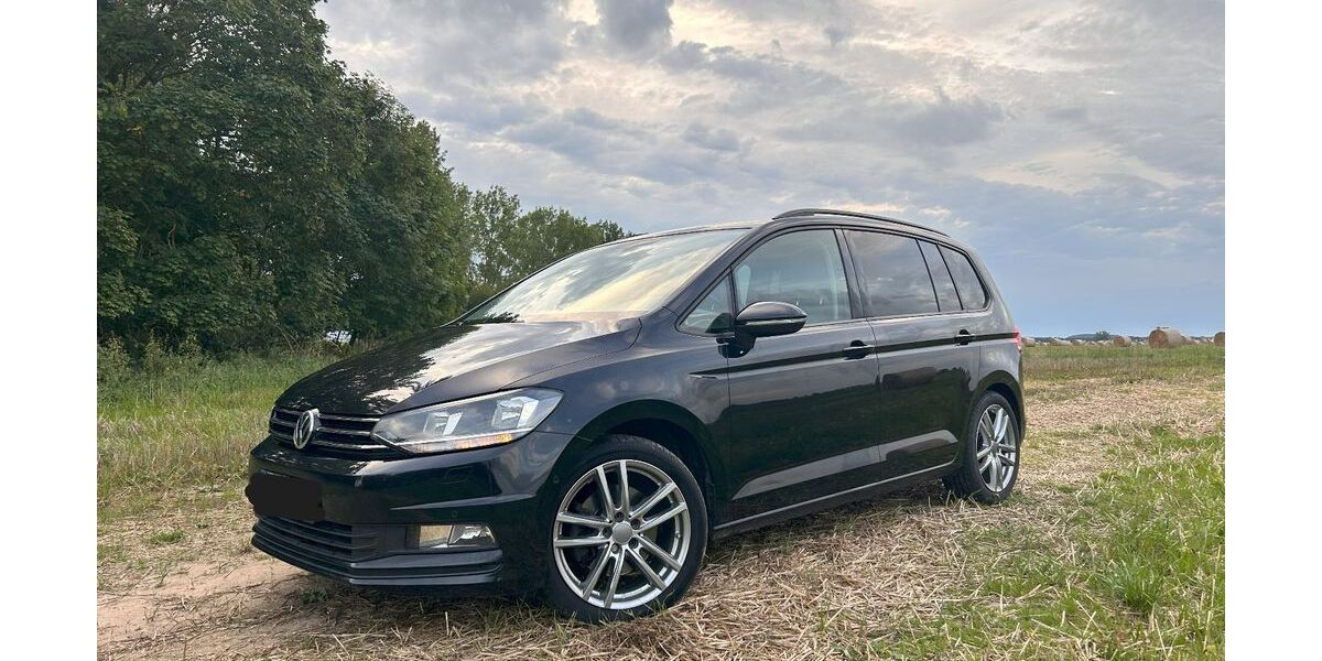 VW Touran 219.000 km 11.200 &euro; Boldekow 17392