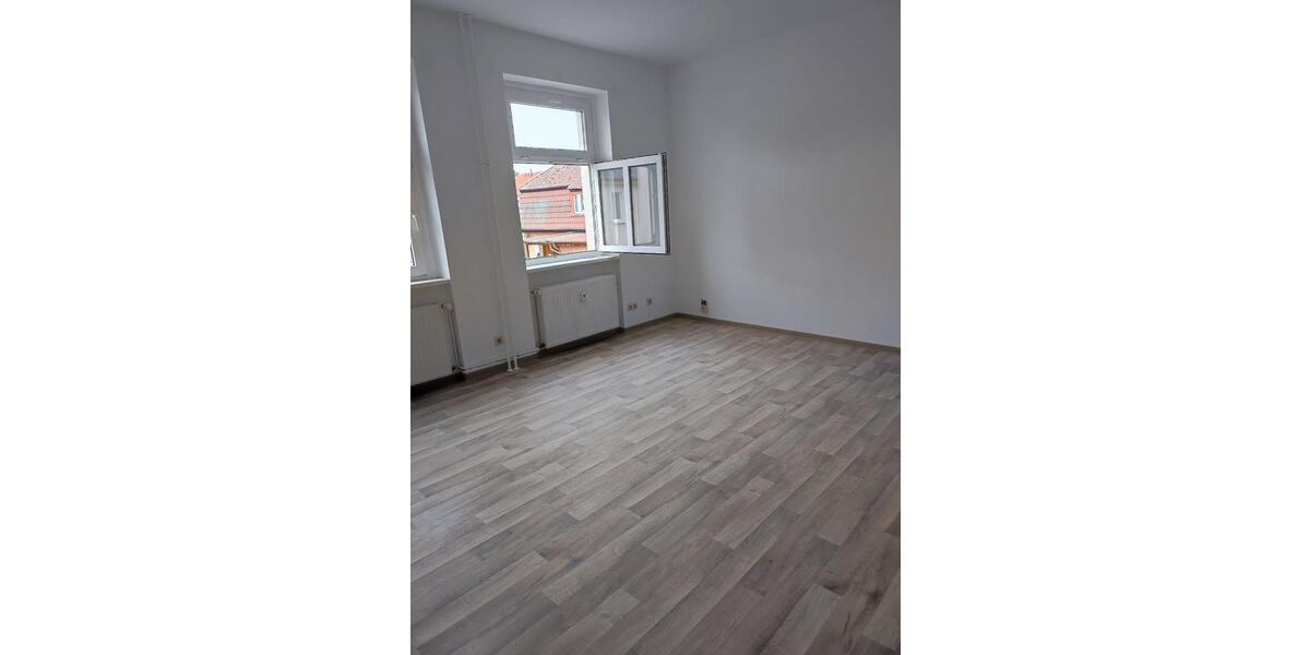 Etagenwohnung Friedland - 4 Zimmer, 100 m&sup2;, 580&euro; | Angebot:25081148