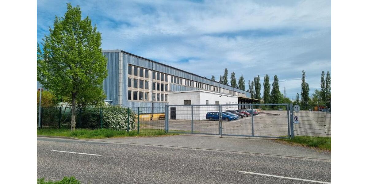 Gewerbeobjekt Neubrandenburg - 2&euro; | Angebot:26486087